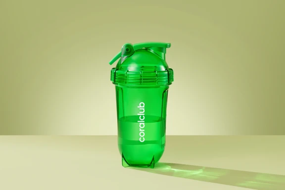 Šejkr coralclub, zelený